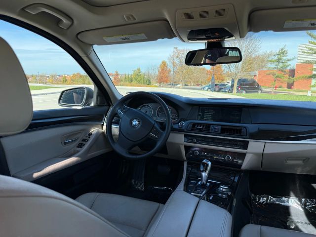 2012 Bmw 5 Series - Image 18