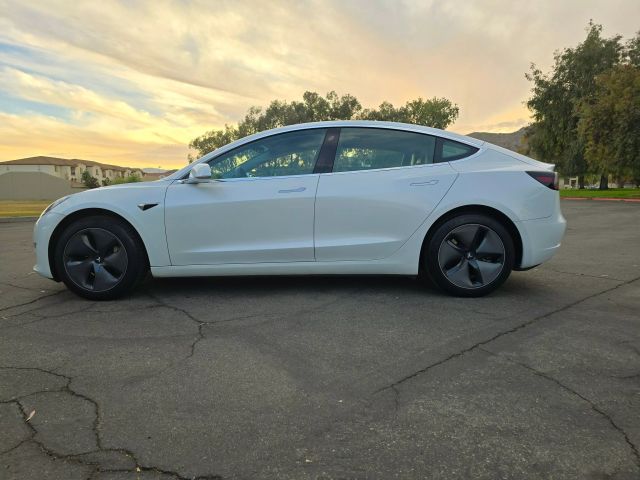 2020 Tesla Model 3 - Image 5