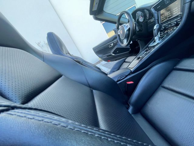 2014 Porsche 911 - Image 112