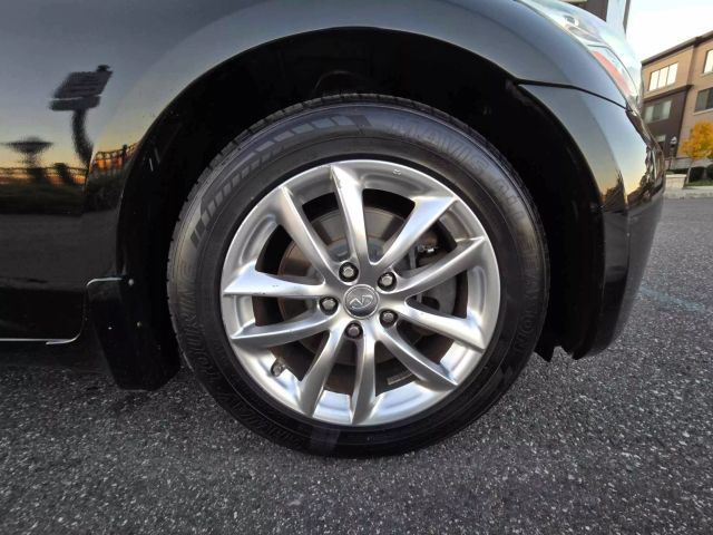 2009 Infiniti G37x Sedan 4d - Image 15