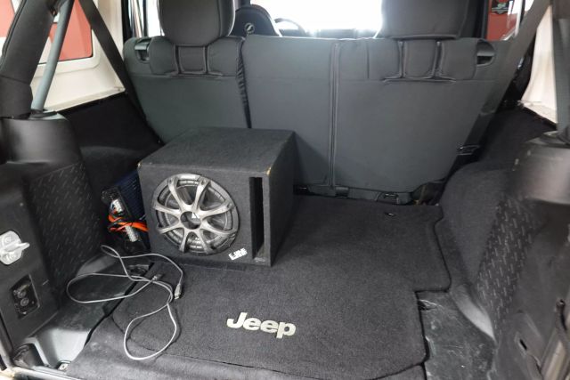 2017 Jeep Wrangler Unlimited - Image 14
