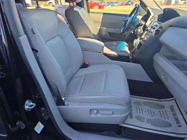 2012 Honda Pilot - Image 16