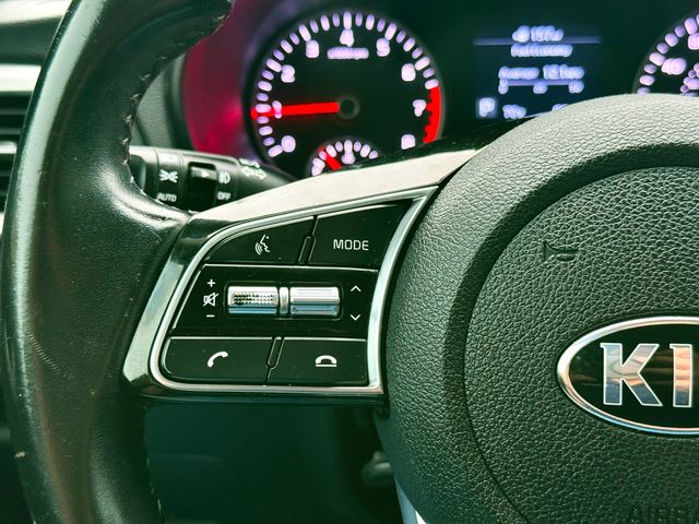 2020 Kia Optima - Image 21