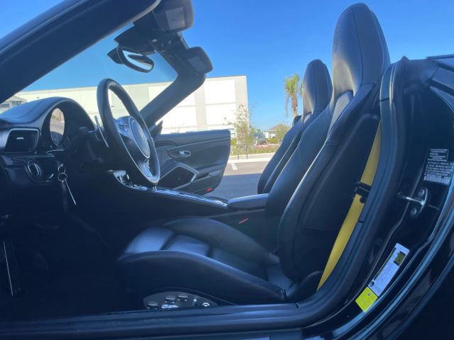 2014 Porsche 911 - Image 82
