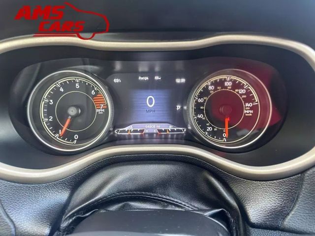 2018 Jeep Cherokee - Image 20