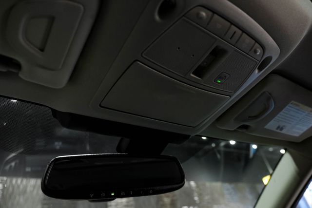 2021 Infiniti Q50 Luxe Sedan 4d - Image 27