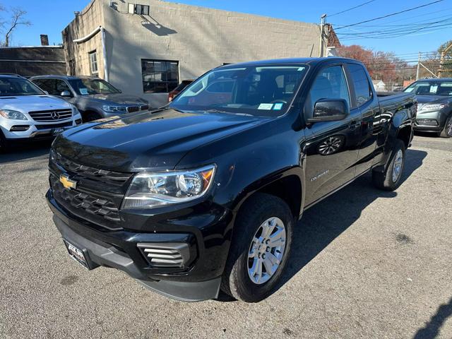 2021 Chevrolet Colorado LT photo 3