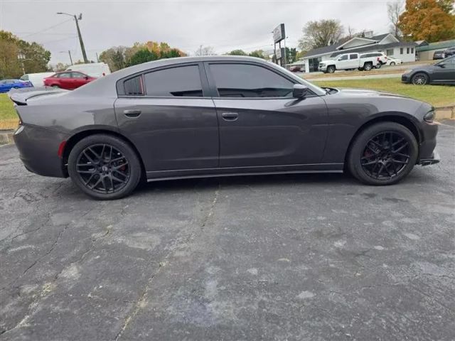 2015 Dodge Charger - Image 4