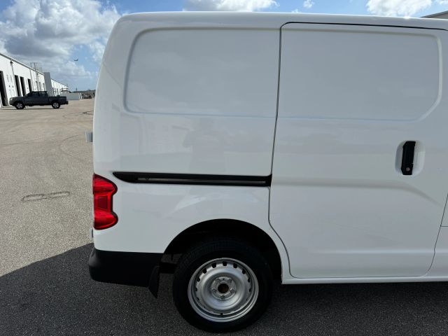 2021 Nissan Nv200 - Image 11