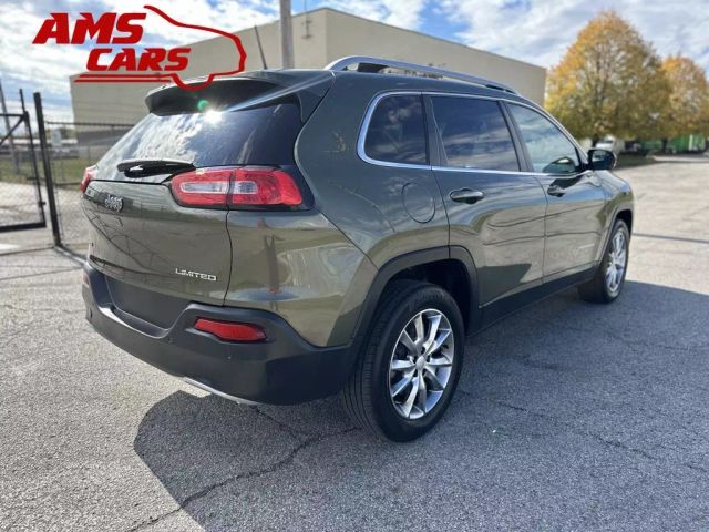 2018 Jeep Cherokee - Image 5