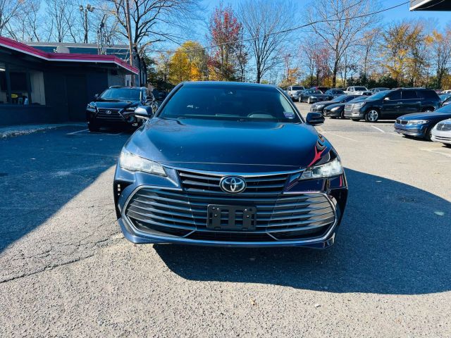 2019 Toyota Avalon - Image 17