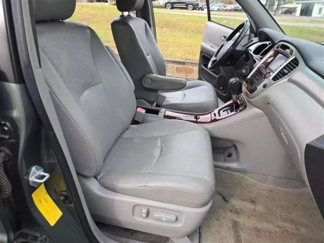 2007 Toyota Highlander - Image 15
