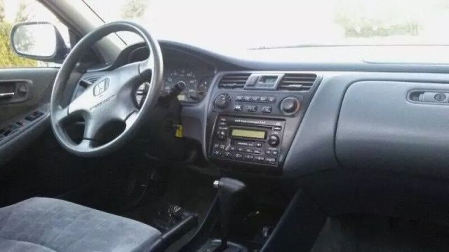 2001 Honda Accord - Image 14
