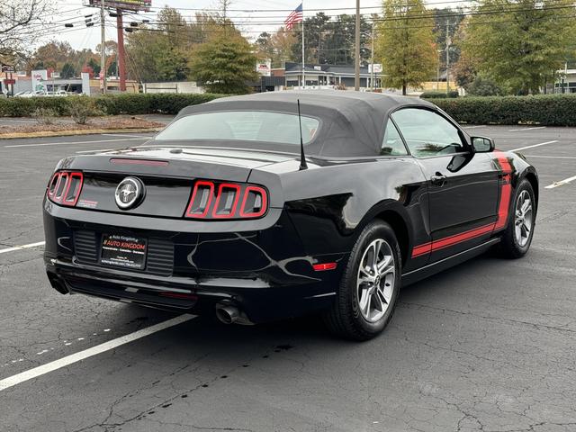 2014 Ford Mustang V6 photo 8