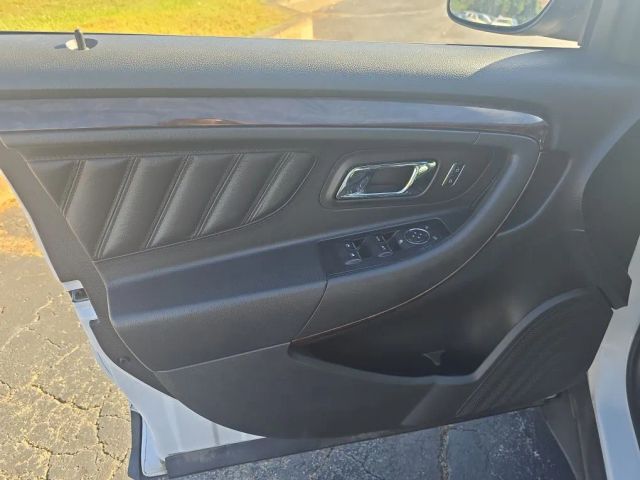 2014 Ford Taurus - Image 9