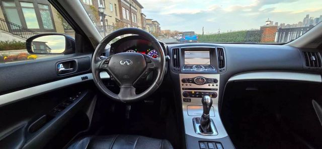 2007 Infiniti G35x Sedan 4d - Image 24