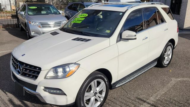 2013 Mercedes-benz M-class - Image 2