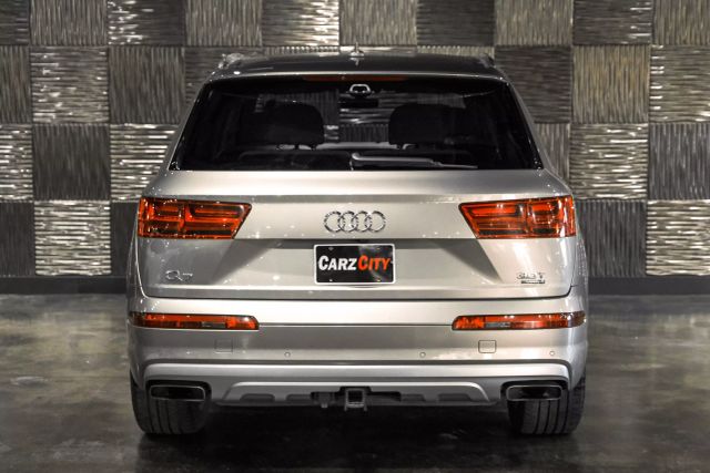 2017 Audi Q7 3.0t Prestige Sport Utility 4d - Image 11