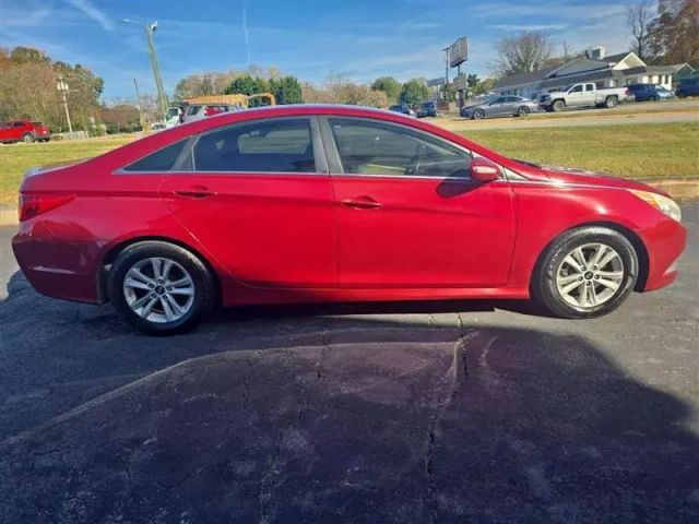 2014 Hyundai Sonata - Image 4