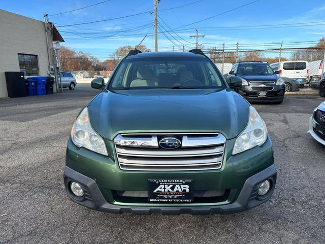 2014 Subaru Outback 2.5i Premium photo 2