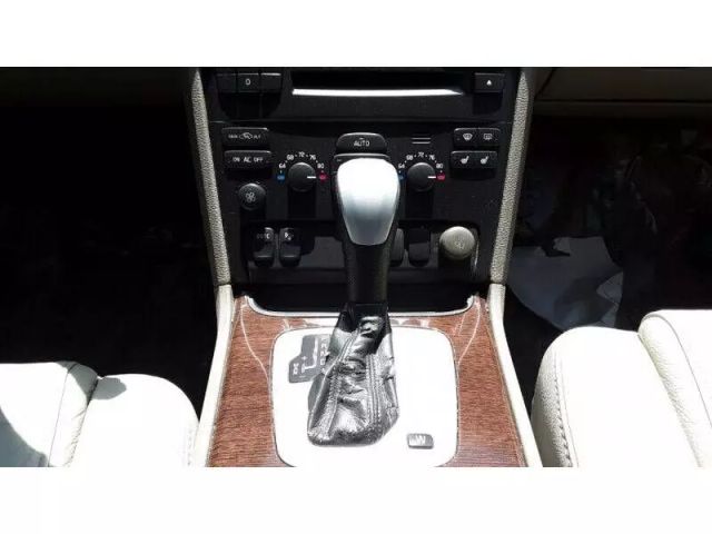 2004 Volvo Xc90 - Image 14