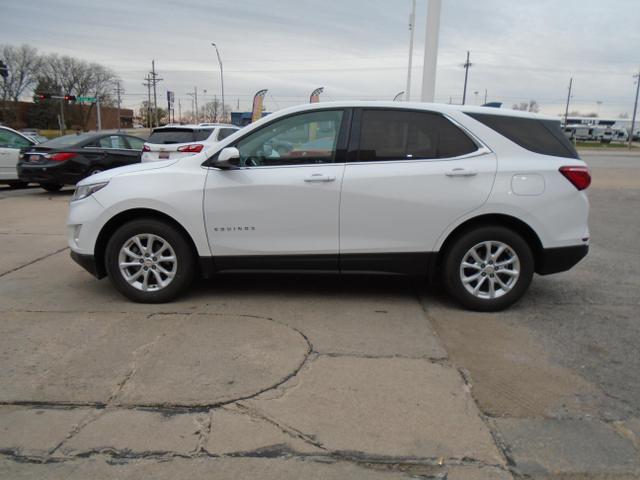 2018 Chevrolet Equinox LT photo 5