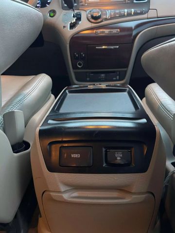 2011 Toyota Sienna Limited Minivan 4d - Image 19