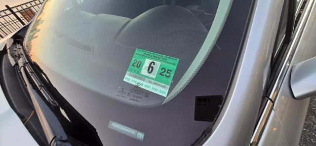 2016 Ford Fusion Se Hybrid Sedan 4d - Image 25