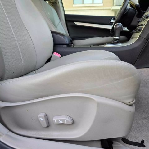 2008 Infiniti G35x Sedan 4d - Image 17