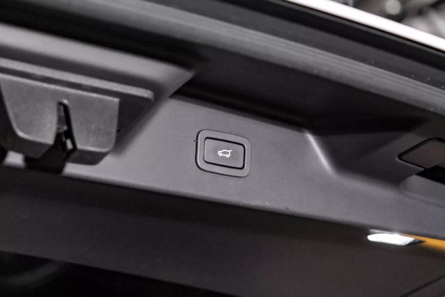 2013 Land Rover Range Rover Hse Sport Utility 4d - Image 59