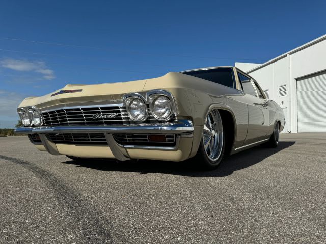 1965 Chevrolet Biscayne - Image 2
