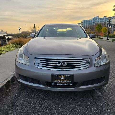 2008 Infiniti G35x Sedan 4d - Image 2
