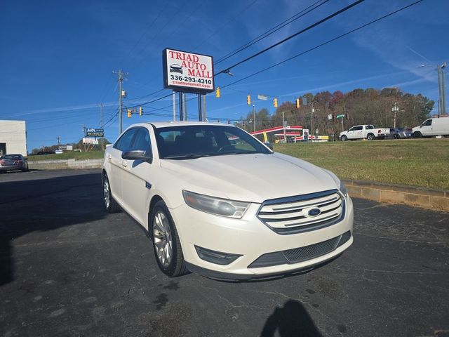 2014 Ford Taurus - Image 3