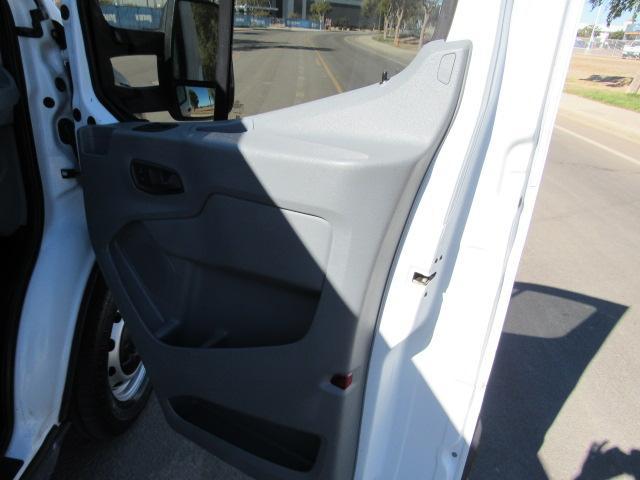 2015 Ford Transit Base photo 17