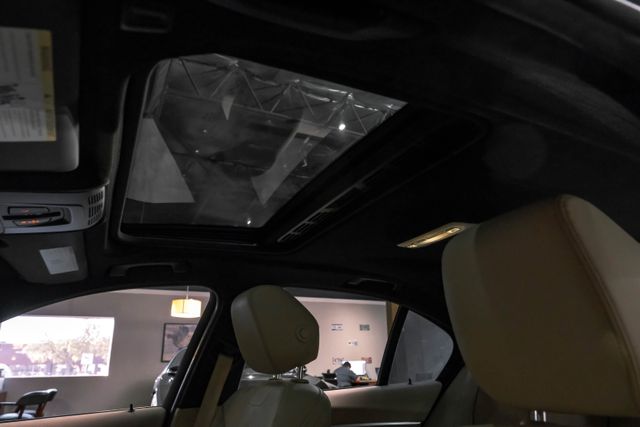 2016 Bmw 3 Series 328i Sedan 4d - Image 5