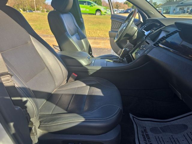 2014 Ford Taurus - Image 15