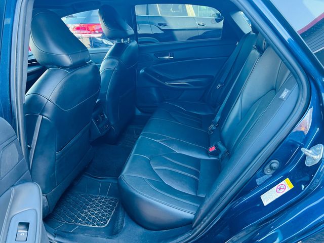 2019 Toyota Avalon - Image 24