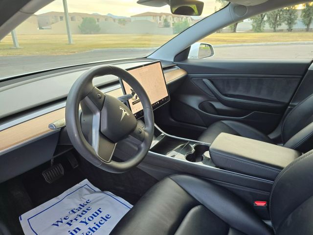 2020 Tesla Model 3 - Image 17