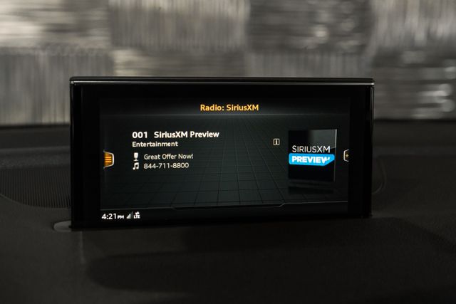 2017 Audi Q7 3.0t Prestige Sport Utility 4d - Image 28