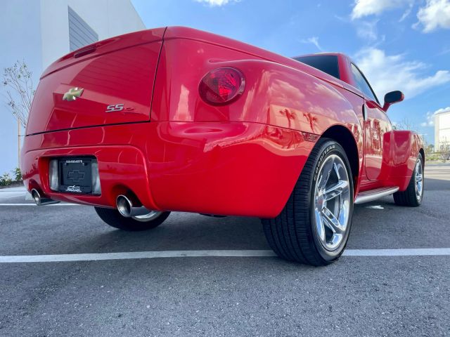 2003 Chevrolet Ssr - Image 15