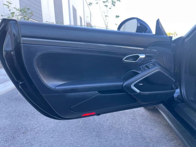 2014 Porsche 911 - Image 80