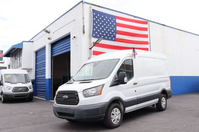 2018 Ford Transit 250 Van - Image 1
