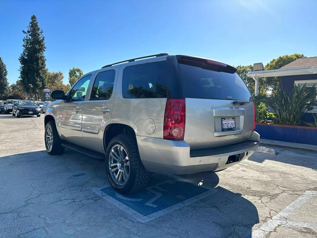 2007 GMC Yukon SLE2 photo 7