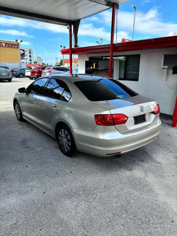 2014 Volkswagen Jetta S photo 4