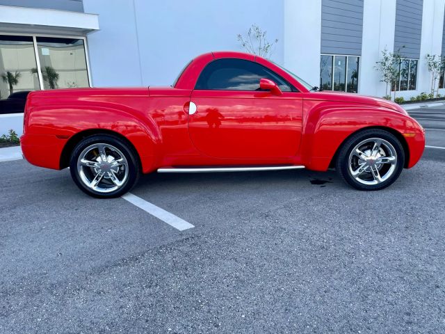 2003 Chevrolet Ssr - Image 8