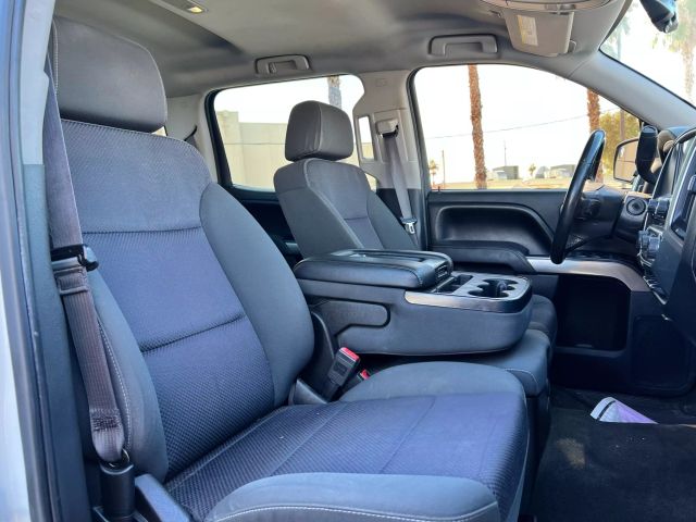 2017 Chevrolet Silverado 1500 Crew Cab - Image 7