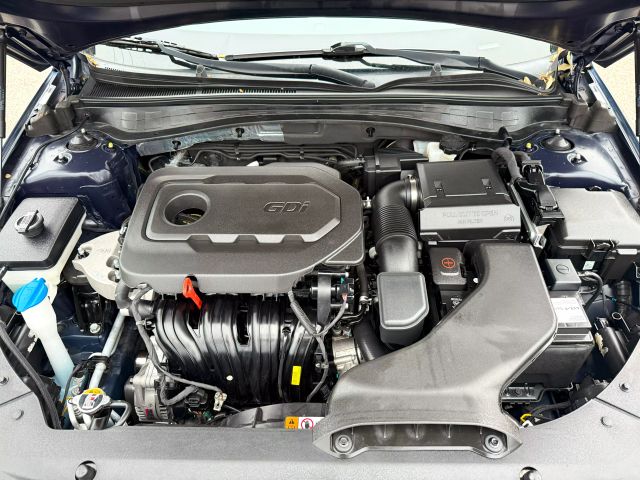 2020 Kia Optima - Image 36