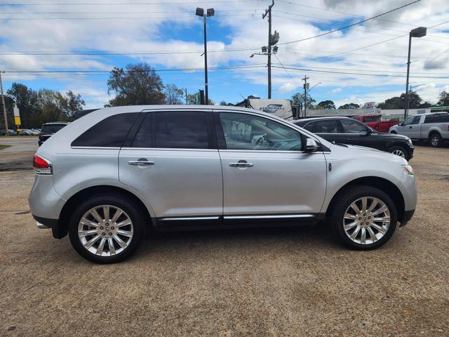 2015 Lincoln MKX Base photo 6