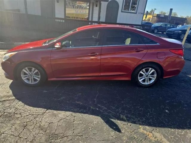 2014 Hyundai Sonata - Image 8