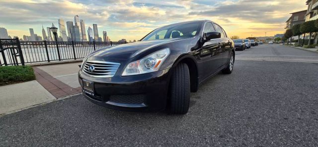 2007 Infiniti G35x Sedan 4d - Image 3